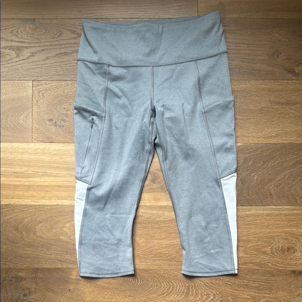 Athleta Crop leggings